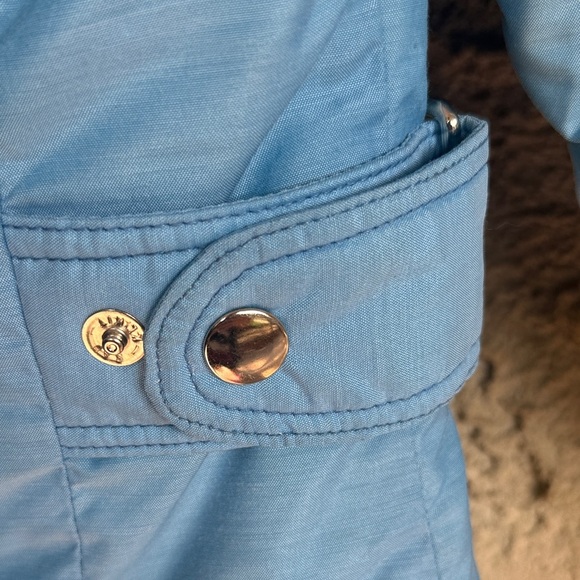 Vintage made in Edmonton Canada Woolrich Sky Blue Puffer Coat - Picture 8 of 9